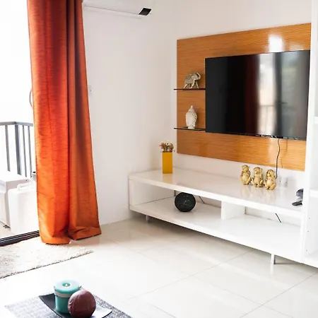 Amazing Sea Front 2 Bedroom In St Julians