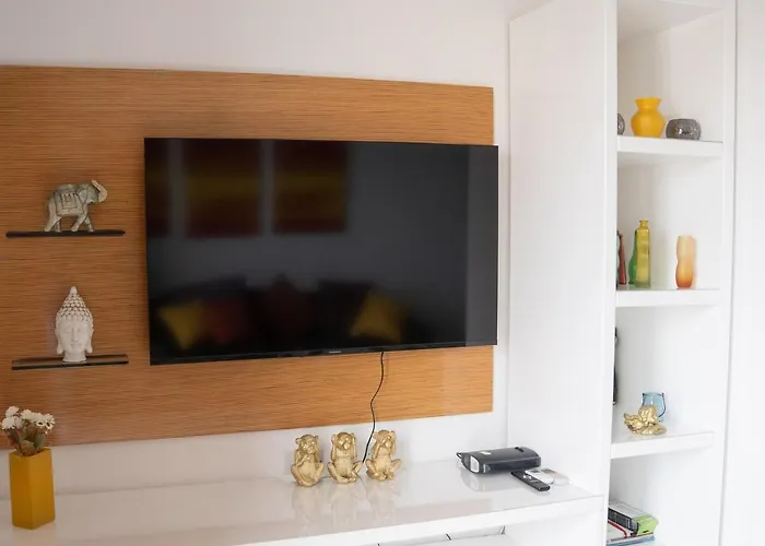 Amazing Sea Front 2 Bedroom In St Julians *